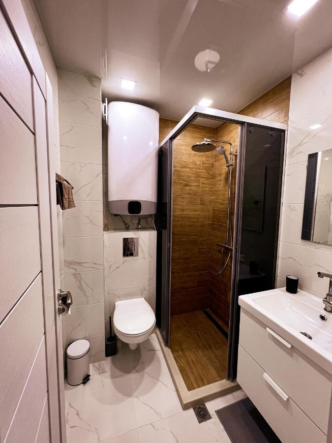 Emerald Suite With Private Parking Varna Eksteriør billede